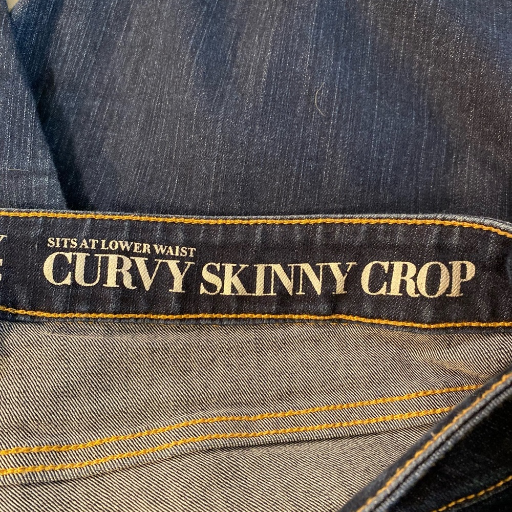 NWOT NY & Co. - Curvy & skinny crop (sits at lower waist crop jeans, Size: 14 - Picture 6 of 8
